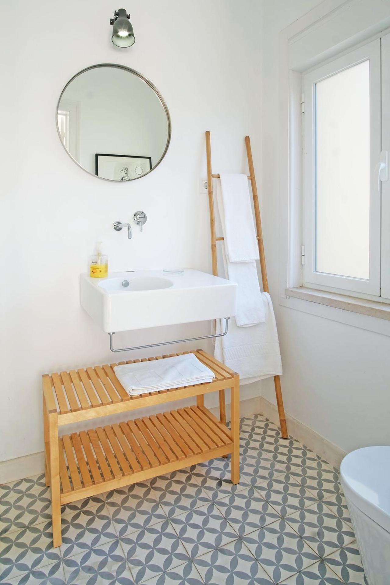 Cec Charm At Coolest Area To Stay: Pr. Real / Br. Alto * Lisboa